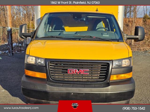 2021 GMC Savana Cutaway Work Van
