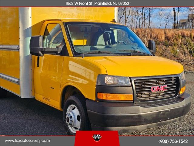 2021 GMC Savana Cutaway Work Van