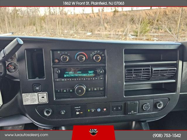 2021 GMC Savana Cutaway Work Van