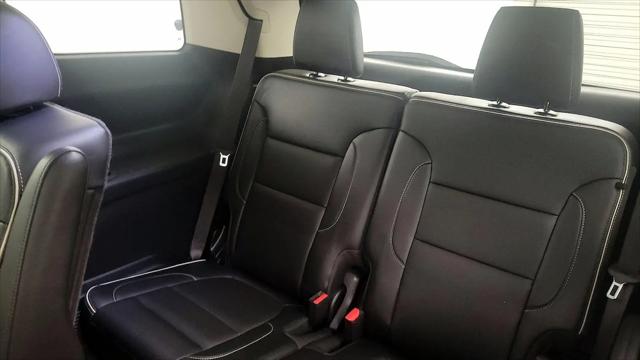 2023 GMC Acadia AWD Denali