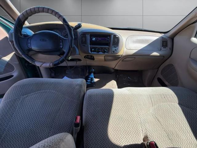 1999 Ford F-150 Base