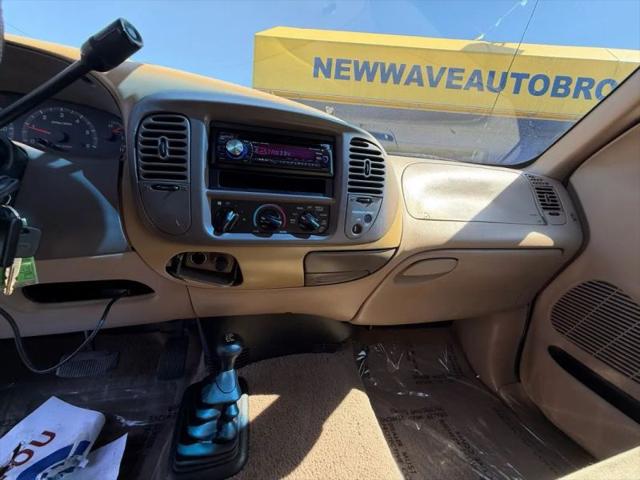 1999 Ford F-150 Base
