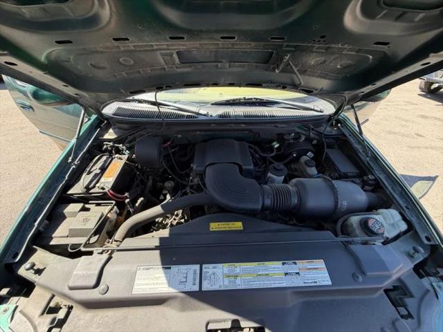 1999 Ford F-150 Base