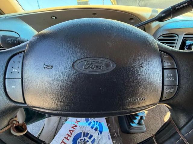 1999 Ford F-150 Base