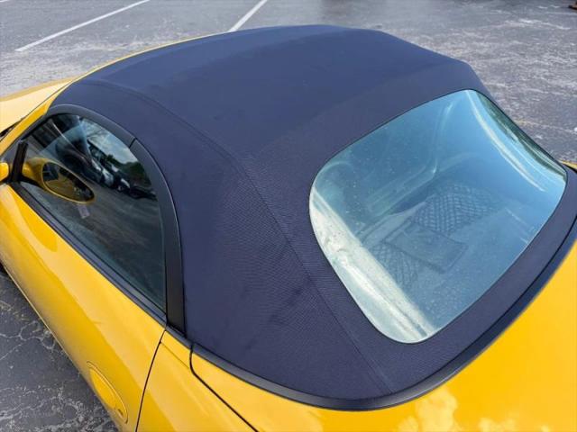 2000 Porsche Boxster Base