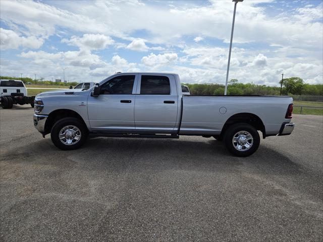 2026 Ram 2500 Tradesman Crew Cab 4x4 8' Box