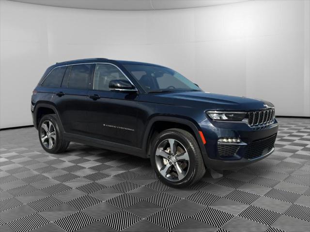 2023 Jeep Grand Cherokee Limited 4x4 2023 Jeep Grand Cherokee Limited 4x4