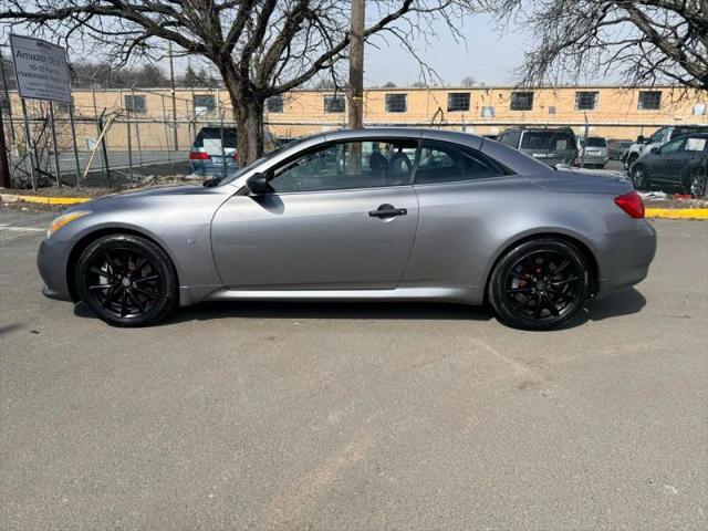 2011 INFINITI G37 G37