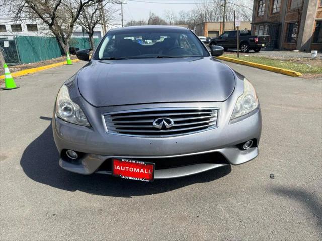 2011 INFINITI G37 G37