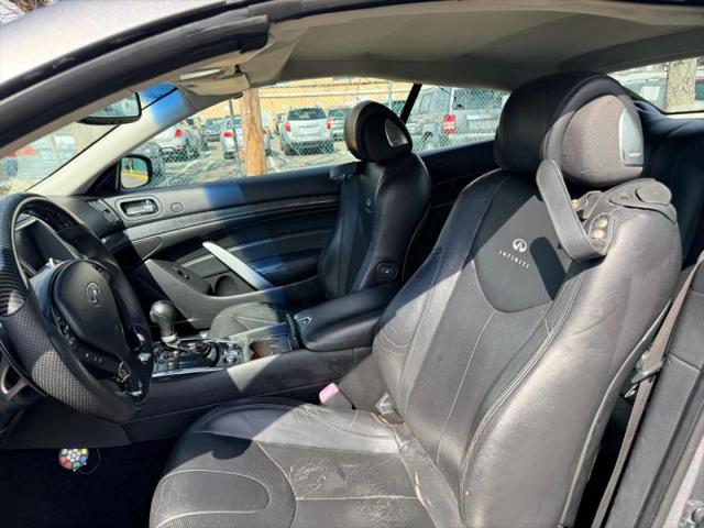 2011 INFINITI G37 G37