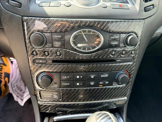 2011 INFINITI G37 G37