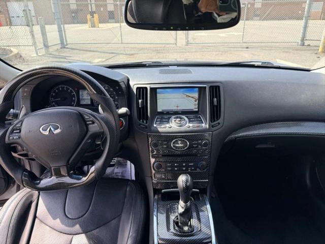 2011 INFINITI G37 G37