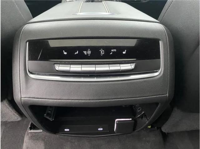 2022 Cadillac Escalade 4WD Sport
