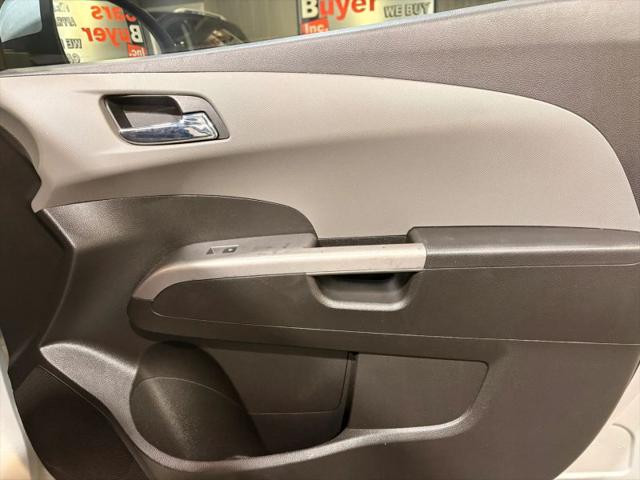 2018 Chevrolet Sonic Premier Auto