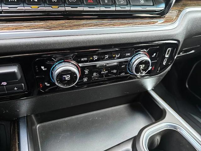 2022 GMC Sierra 1500 4WD Crew Cab Short Box Elevation