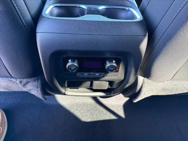 2026 GMC Acadia Elevation AWD