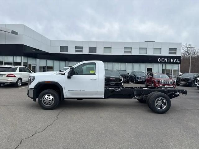 2026 GMC Sierra 3500HD SLE