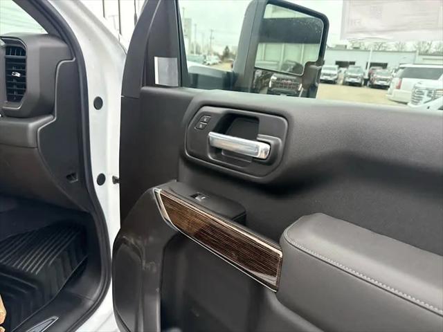 2026 GMC Sierra 3500HD SLE