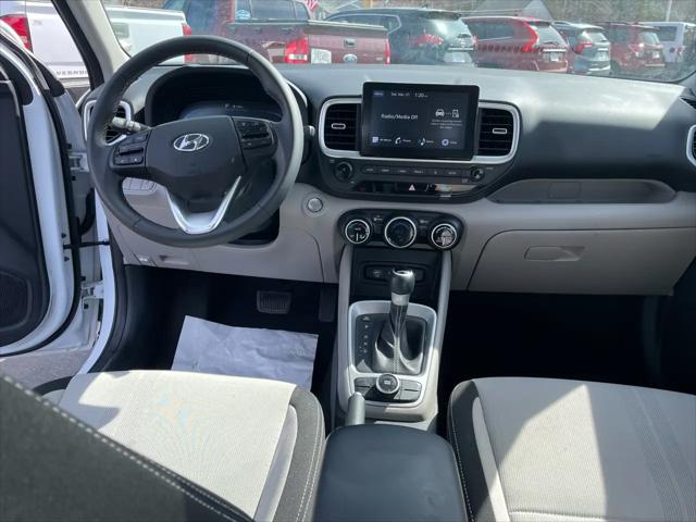 2025 Hyundai Venue SEL