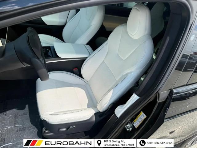 2022 Tesla Model X Plaid Tri Motor All-Wheel Drive