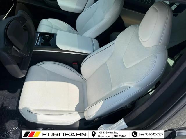 2022 Tesla Model X Plaid Tri Motor All-Wheel Drive