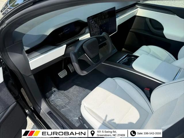 2022 Tesla Model X Plaid Tri Motor All-Wheel Drive