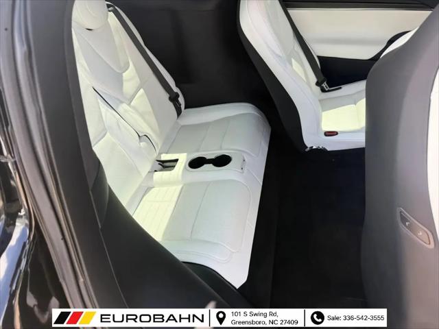 2022 Tesla Model X Plaid Tri Motor All-Wheel Drive