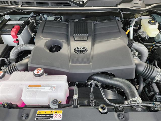 2026 Toyota Tundra Platinum CrewMax 5.5' Bed