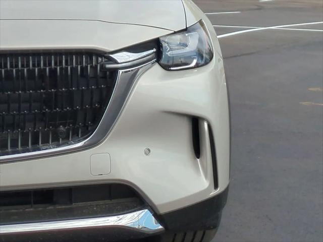 2026 Mazda X-90 Premium Plus