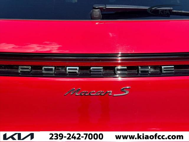 2023 Porsche Macan S