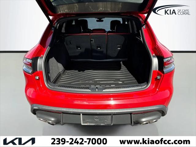 2023 Porsche Macan S