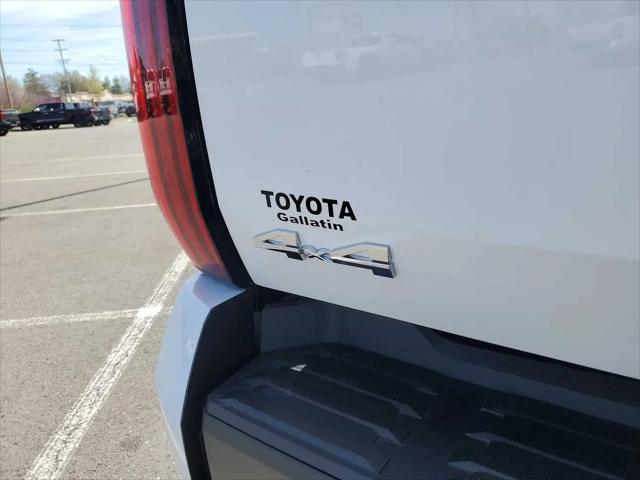 2026 Toyota Tundra SR5 Double Cab 8.1' Bed