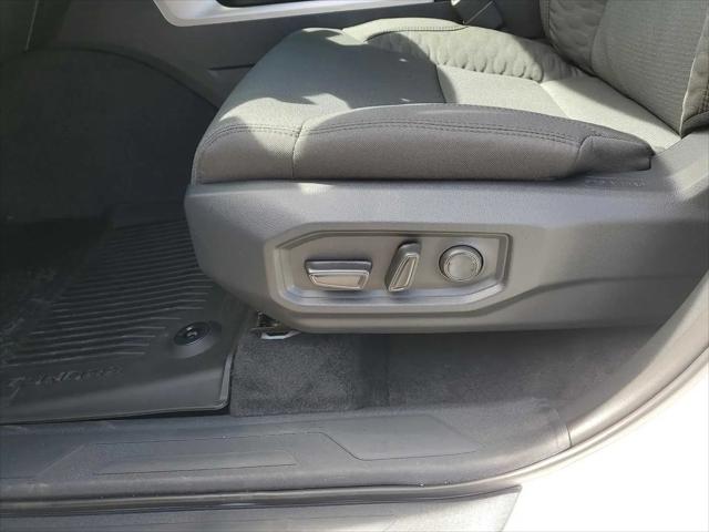 2026 Toyota Tundra SR5 Double Cab 8.1' Bed