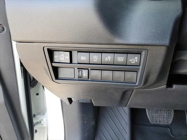 2026 Toyota Tundra SR5 Double Cab 8.1' Bed