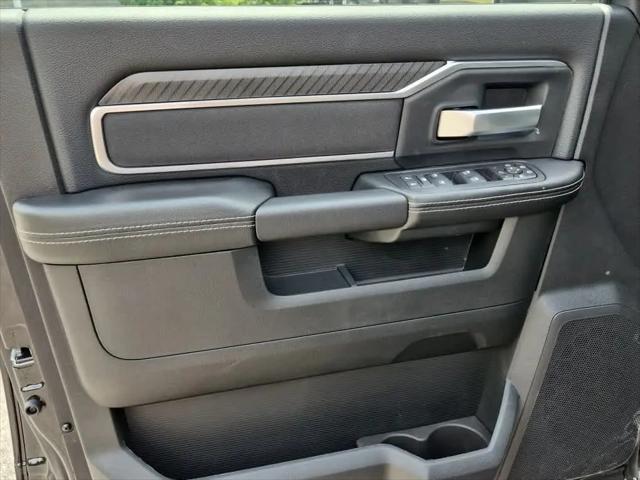 2026 Ram 3500 Big Horn Crew Cab 4x4 8 Box