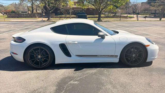 2021 Porsche 718 Cayman T