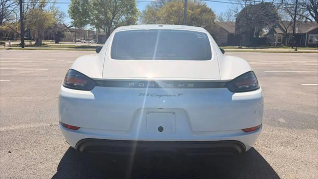 2021 Porsche 718 Cayman T