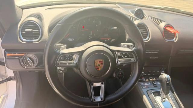 2021 Porsche 718 Cayman T