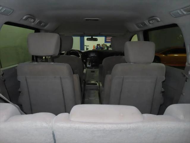 2016 Nissan Quest SV