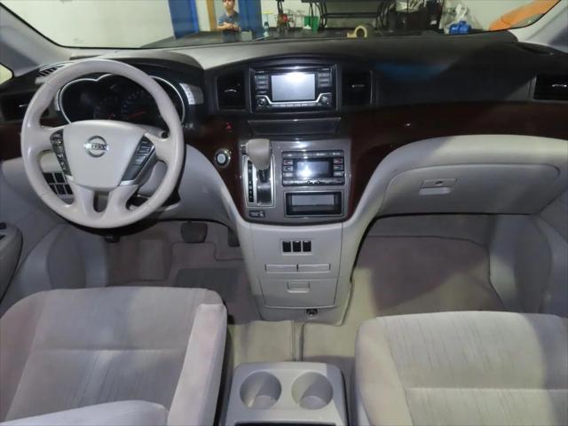 2016 Nissan Quest SV