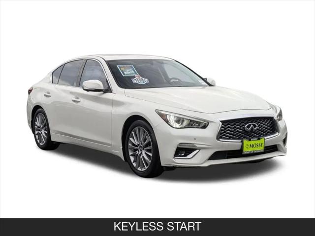 2023 INFINITI Q50 LUXE