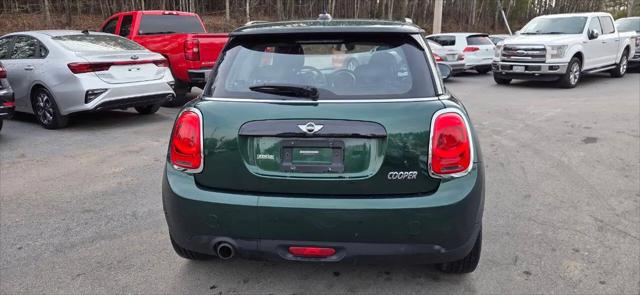 2016 MINI Hardtop Cooper