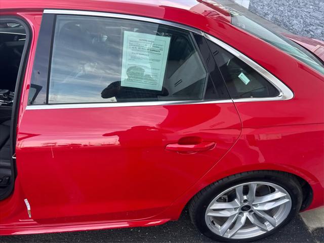 2024 Audi A4 Premium Plus 45 TFSI S line quattro S tronic