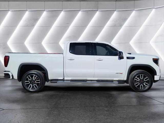 2023 GMC Sierra 1500 4WD Crew Cab Standard Box AT4