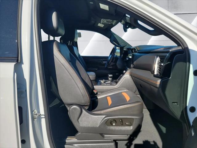 2023 GMC Sierra 1500 4WD Crew Cab Standard Box AT4