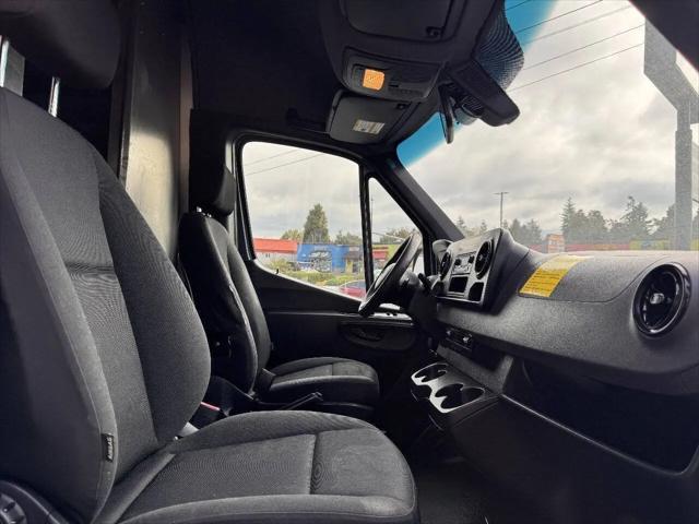 2019 Mercedes-Benz Sprinter 2500 Standard Roof V6