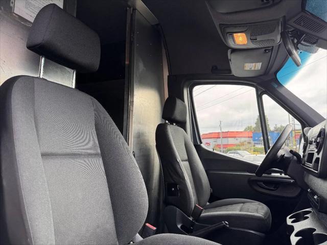 2019 Mercedes-Benz Sprinter 2500 Standard Roof V6