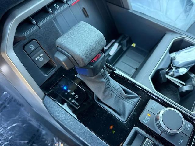 2026 Toyota Tundra SR5 CrewMax 5.5' Bed