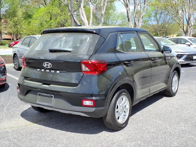 2026 Hyundai Venue SE