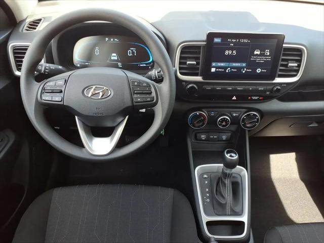 2026 Hyundai Venue SE